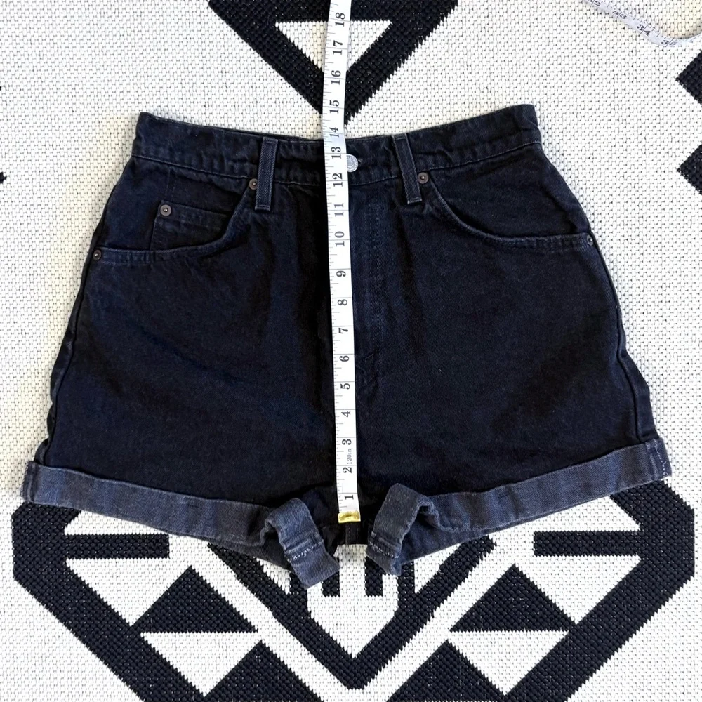 Vintage Levi’s Orange Tab 90s 954 High Waisted Cuffed Hem Denim Shorts in Black